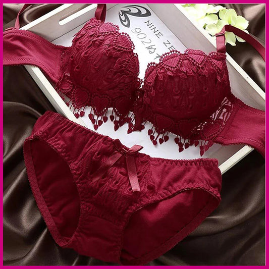 Flourish Lace Set