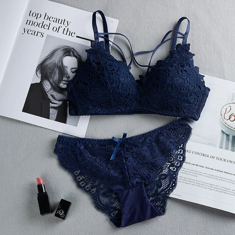 Elegant Lace Push-Up Bra & Panty Set