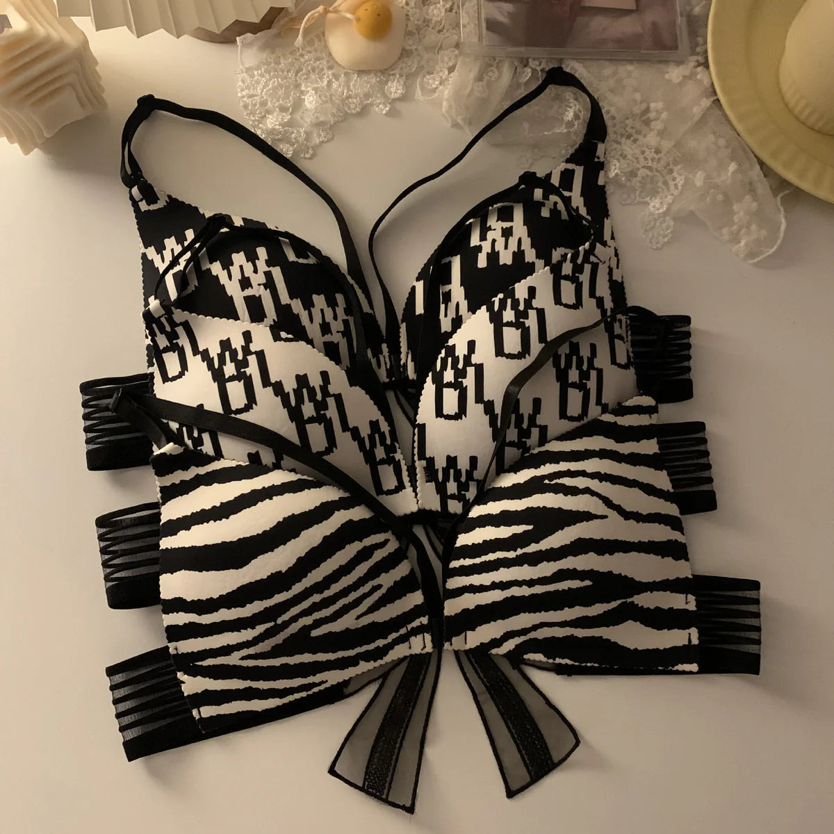 Padded Push Up Beauty Back Seamless Bra For Girls