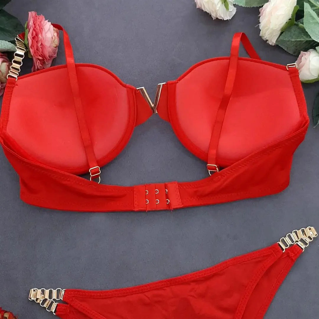 Chain Strap V Set Bra And Panty Set