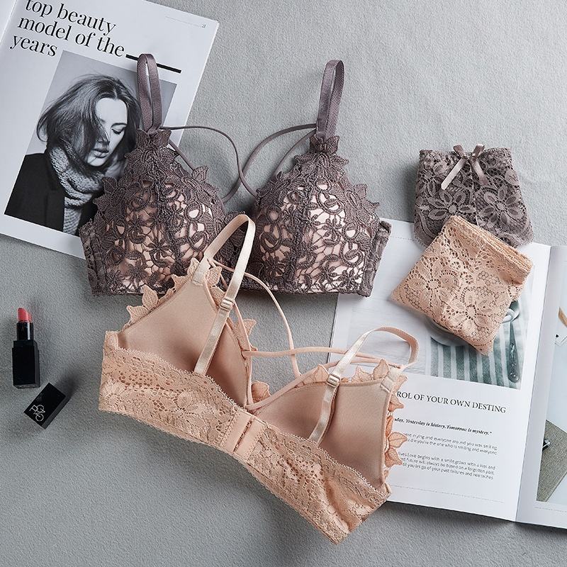 Elegant Lace Push-Up Bra & Panty Set