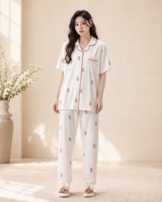 Lacevyn Cozy Charm Printed Pajama Set